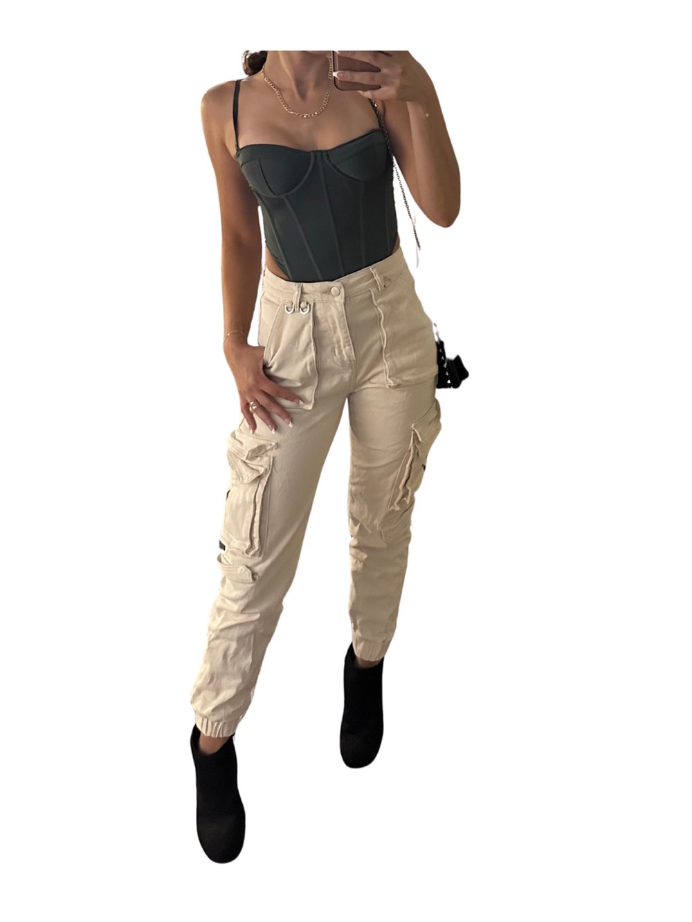 Windsor High-Waist Cargo Jogger Pants in Beige XS